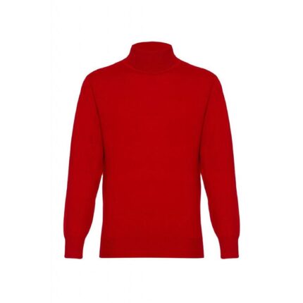 Men's classic cashmere High-neck jumper in a timeless design, crafted from 100% cashmere for luxurious softness and comfort. Featured in Red