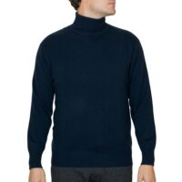 Men's classic cashmere High-neck jumper in a timeless design, crafted from 100% cashmere for luxurious softness and comfort. Featured in Navy