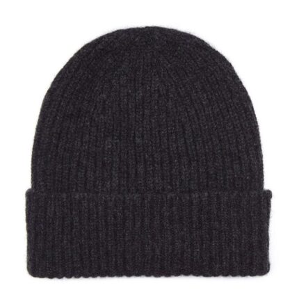 This 3-ply cashmere beanie features a classic ribbed knit design, offering a snug fit and a luxuriously soft texture, available in a range of rich, elegant colors.