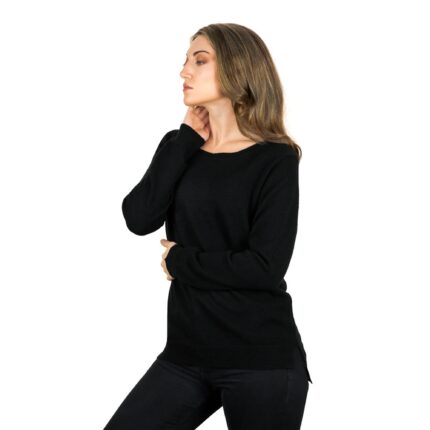 Black women's cashmere tunic jumper with a relaxed fit and luxurious soft texture