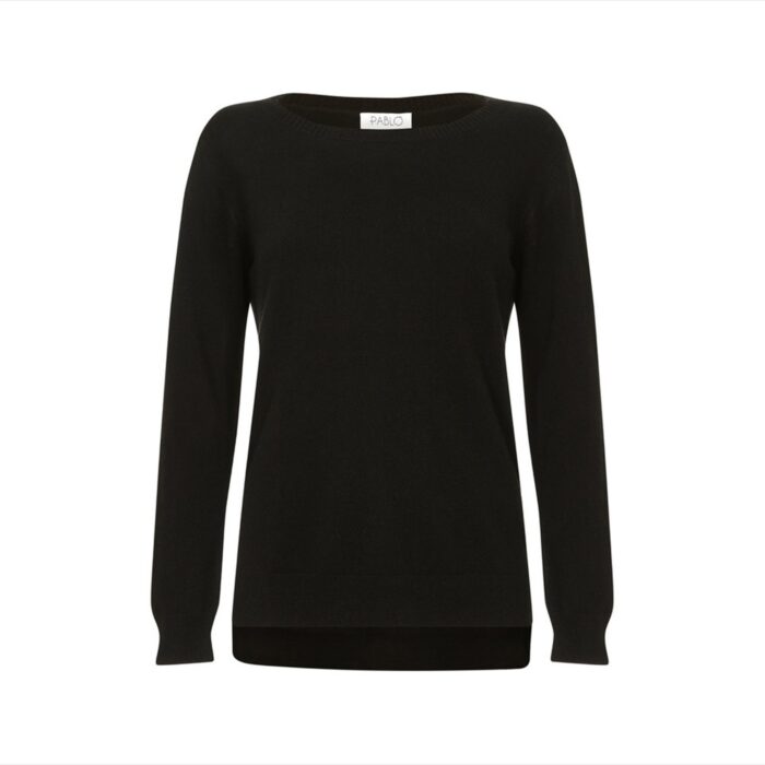 Black women's cashmere tunic jumper with a relaxed fit and luxurious soft texture