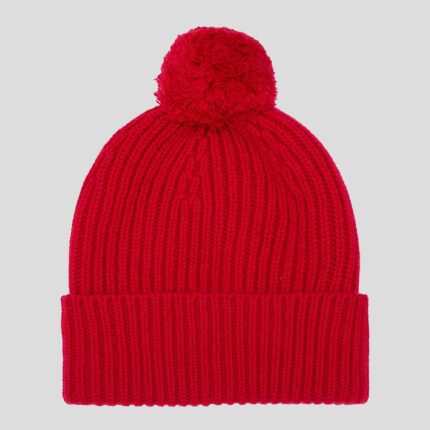 This 3-ply Unisex cashmere beanie features a classic ribbed knit design, offering a snug fit and a luxuriously soft texture, available in a range of rich, elegant colours