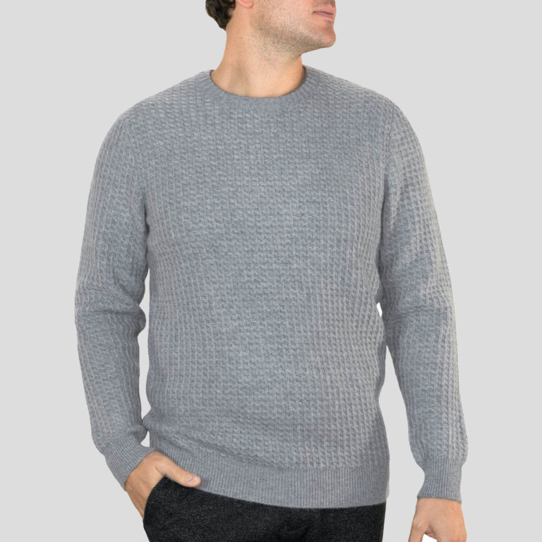Men's classic honeycomb cashmere jumper in a timeless design, crafted from 100% cashmere for luxurious softness and comfort