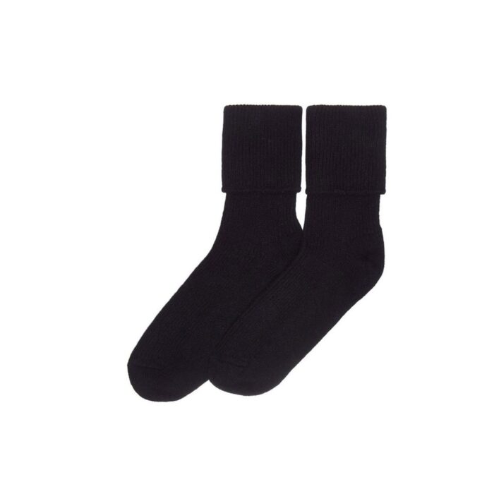 Lona Scott women’s cashmere socks, crafted from 100% cashmere for exceptional softness, warmth, and everyday luxury
