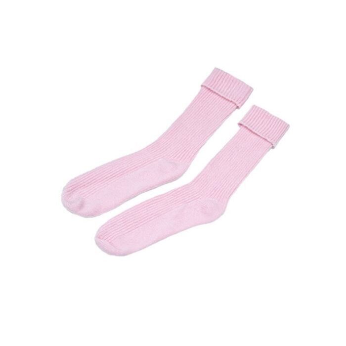 Lona Scott women’s cashmere socks, crafted from 100% cashmere for exceptional softness, warmth, and everyday luxury