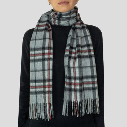 Luxuriously soft and warm, this 2-ply Cashmere scarf boasts a refined tartan pattern with an ultra-smooth finish, available in an array of classic tartans