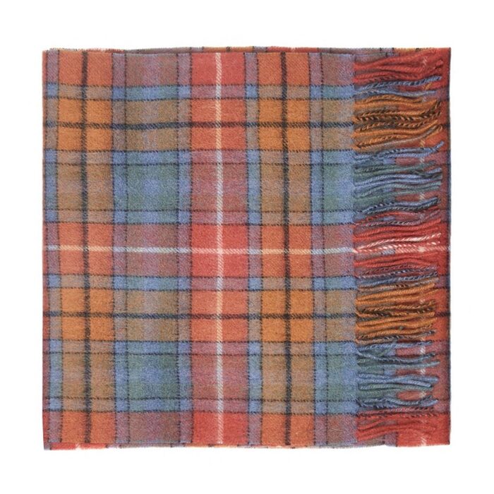Featuring a rich tartan pattern, this 2-ply Lambswool scarf drapes gracefully with a classic check design and a subtle texture, available in a variety of traditional tartans.