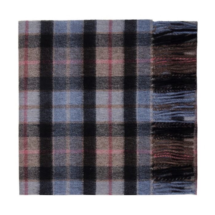 Featuring a rich tartan pattern, this 2-ply Lambswool scarf drapes gracefully with a classic check design and a subtle texture, available in a variety of traditional tartans.