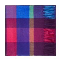 Featuring a rich tartan pattern, this 2-ply Lambswool scarf drapes gracefully with a classic check design and a subtle texture, available in a variety of traditional tartans.
