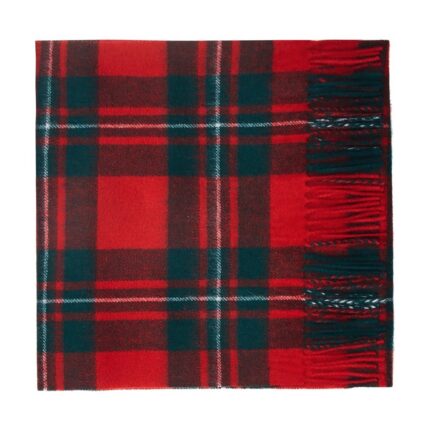 Featuring a rich tartan pattern, this 2-ply Lambswool scarf drapes gracefully with a classic check design and a subtle texture, available in a variety of traditional tartans.