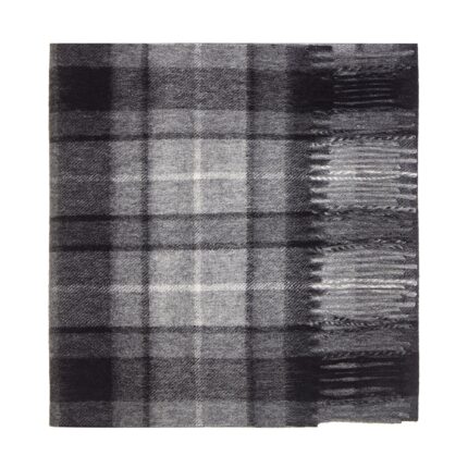Featuring a rich tartan pattern, this 2-ply Lambswool scarf drapes gracefully with a classic check design and a subtle texture, available in a variety of traditional tartans.