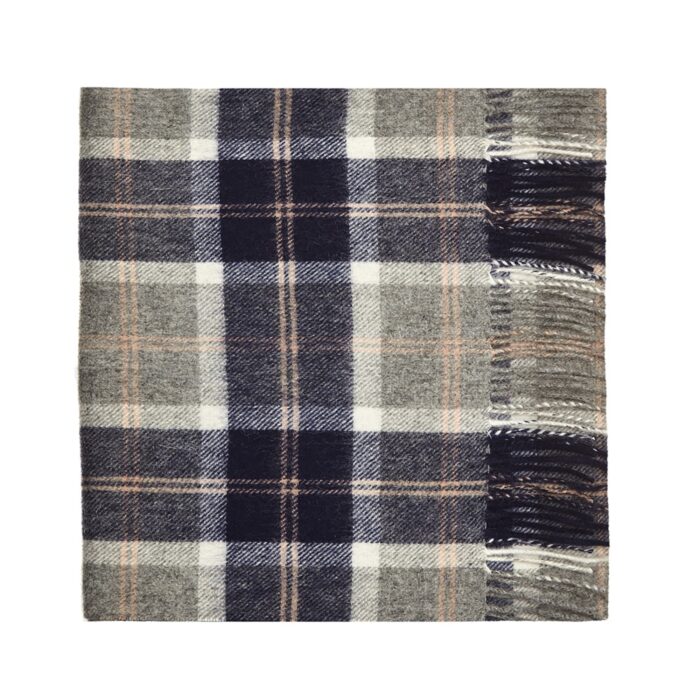 Featuring a rich tartan pattern, this 2-ply Lambswool scarf drapes gracefully with a classic check design and a subtle texture, available in a variety of traditional tartans.