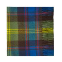 Featuring a rich tartan pattern, this 2-ply Lambswool scarf drapes gracefully with a classic check design and a subtle texture, available in a variety of traditional tartans.