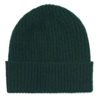 This 3-ply cashmere beanie features a classic ribbed knit design, offering a snug fit and a luxuriously soft texture, available in a range of rich, elegant colors.