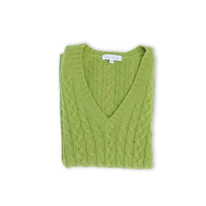 Women's Classic Cable V-Neck jumper in light green